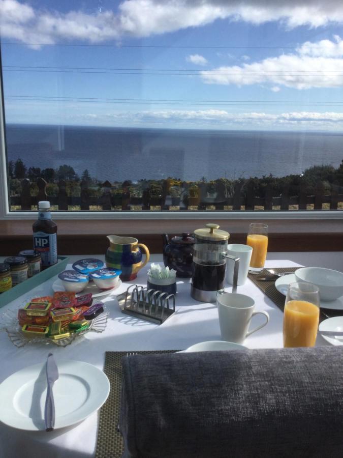 Piper'S Cave Bed And Breakfast Helmsdale Bagian luar foto