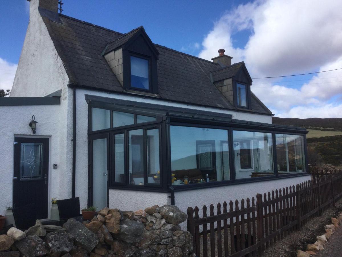 Piper'S Cave Bed And Breakfast Helmsdale Bagian luar foto