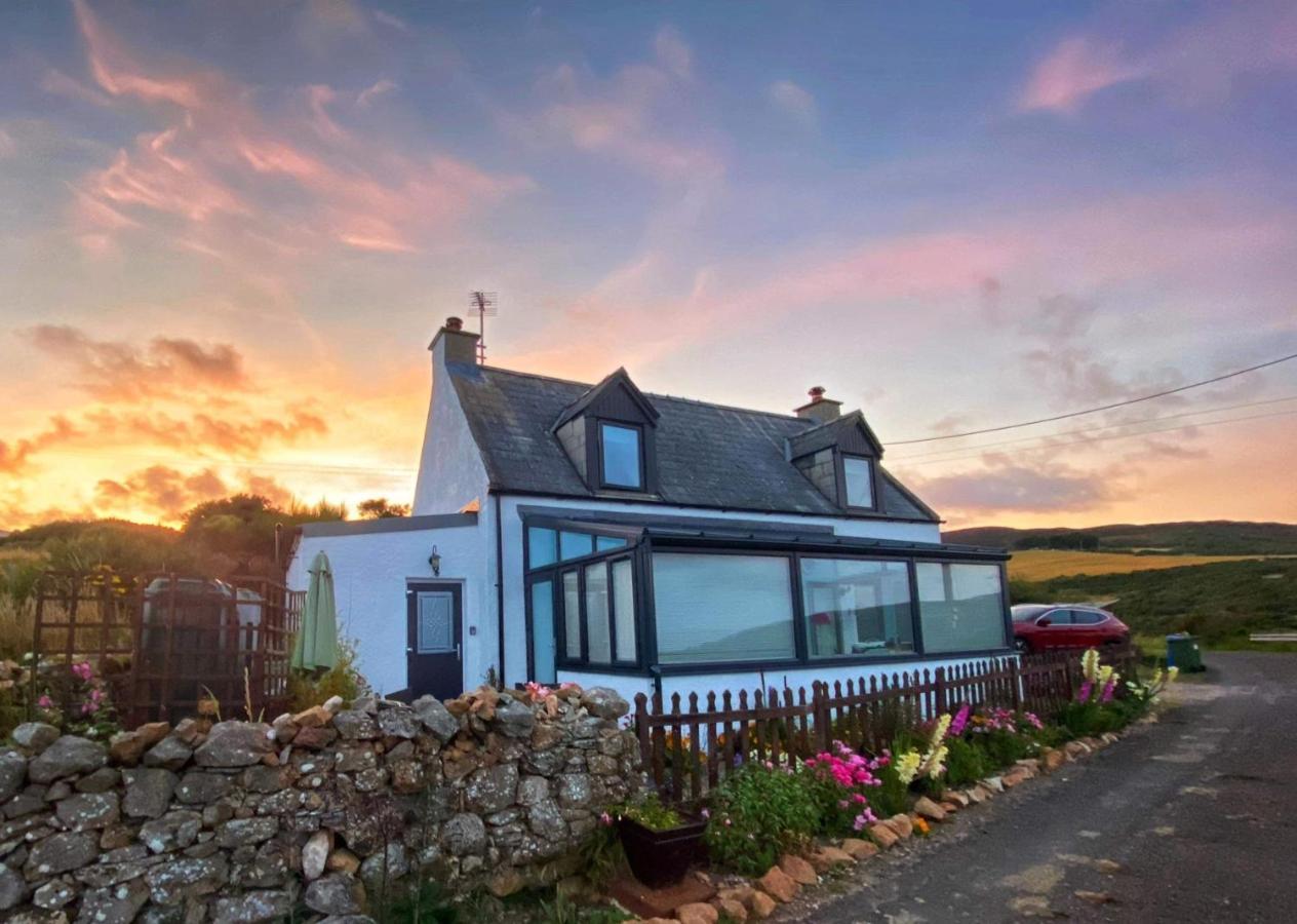 Piper'S Cave Bed And Breakfast Helmsdale Bagian luar foto