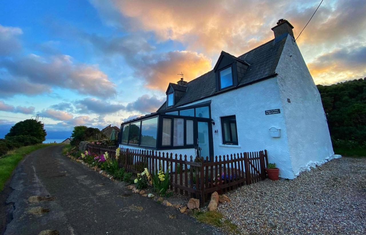 Piper'S Cave Bed And Breakfast Helmsdale Bagian luar foto