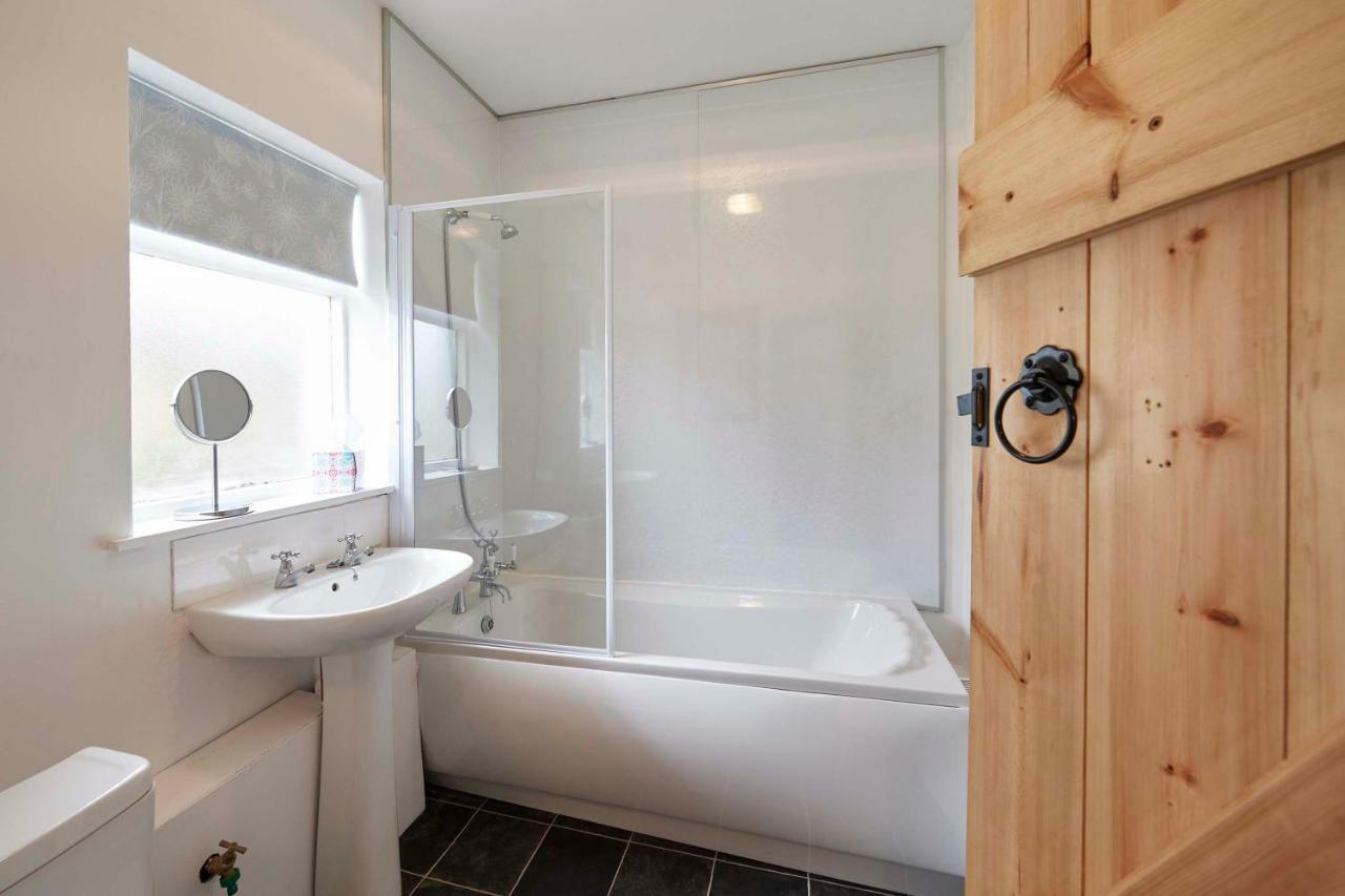 Piper'S Cave Bed And Breakfast Helmsdale Bagian luar foto