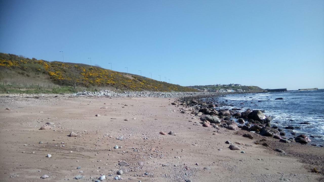 Piper'S Cave Bed And Breakfast Helmsdale Bagian luar foto